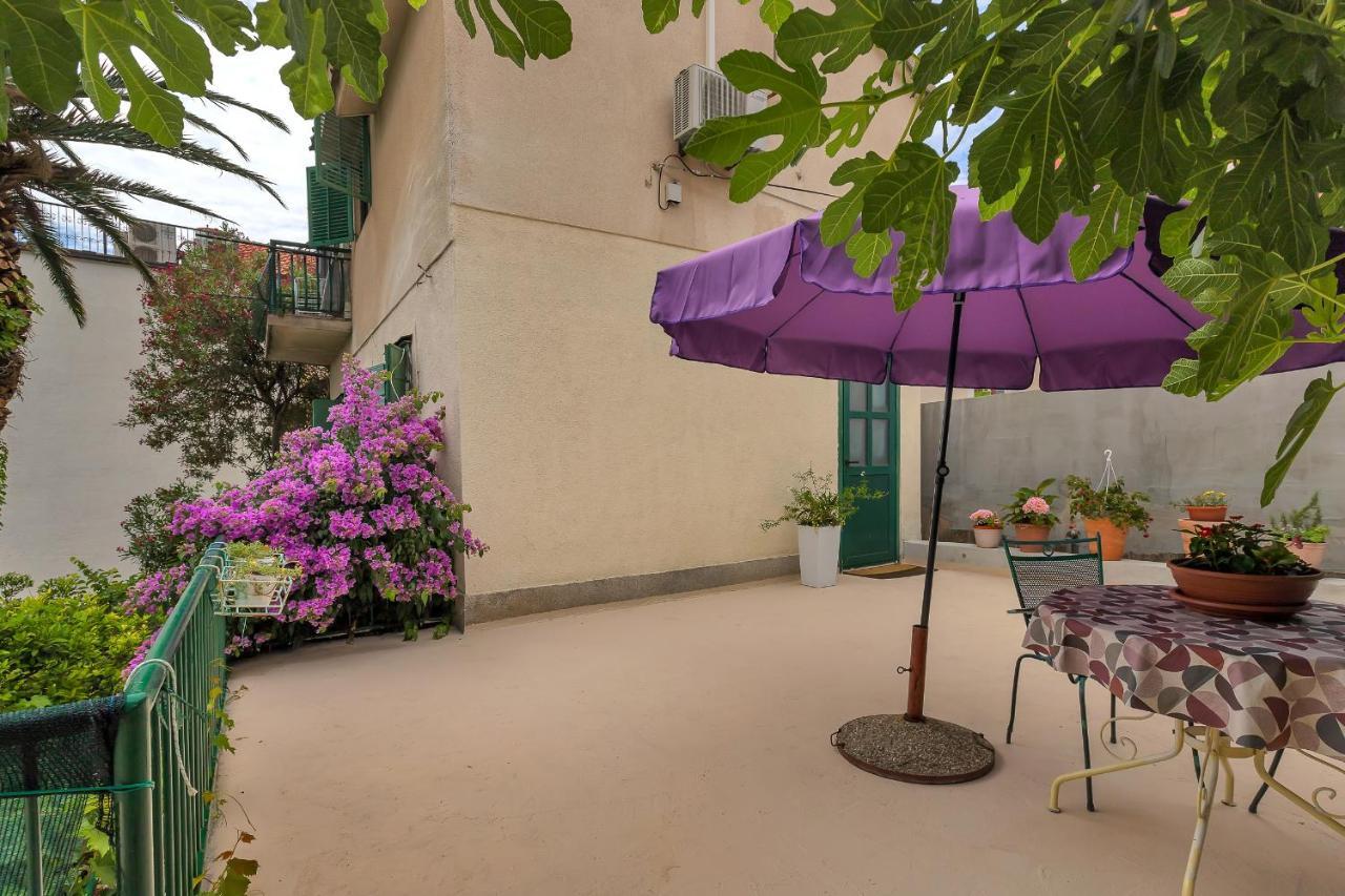Apartman Montana, Town Centre マカルスカ エクステリア 写真